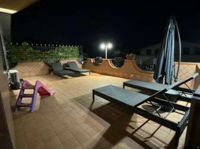 Appartamento arredato con terrazzo Catania