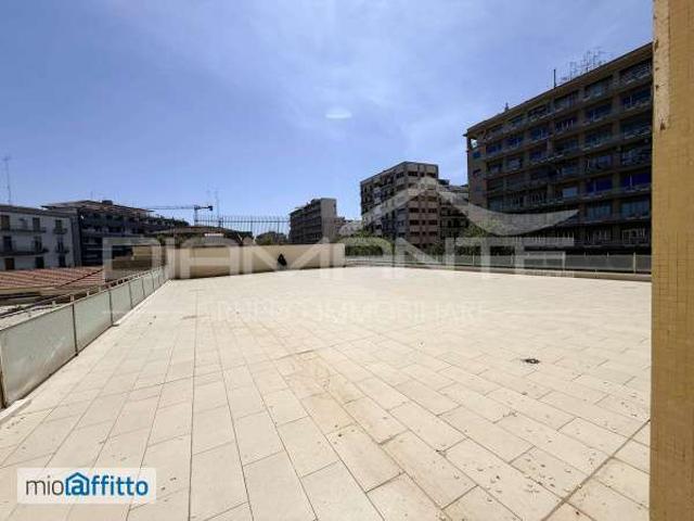 Appartamento arredato con terrazzo Catania