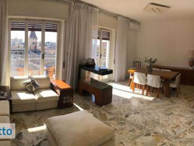 Appartamento arredato con terrazzo Catania