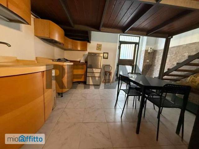 Appartamento arredato con terrazzo Catania