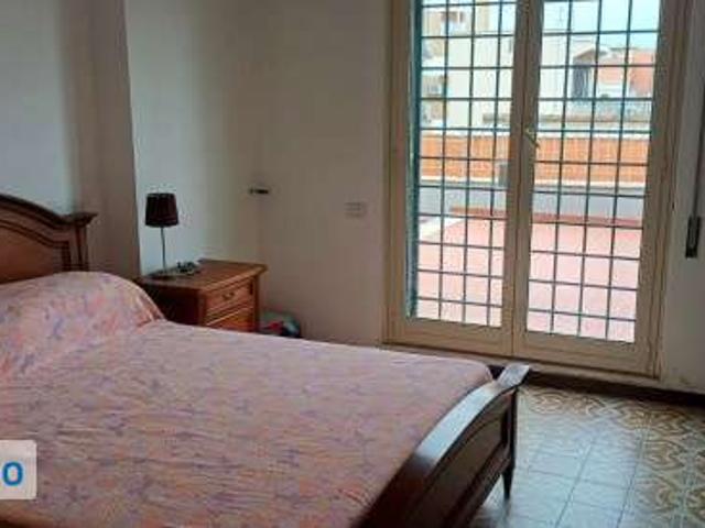 Appartamento arredato con terrazzo Centro