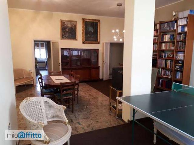 Appartamento arredato con terrazzo Centro