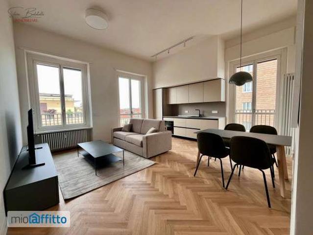 Appartamento arredato con terrazzo Centro