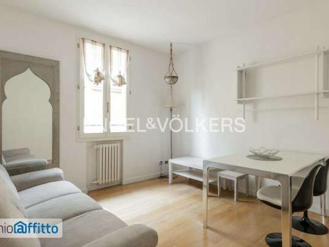 Appartamento arredato con terrazzo Centro