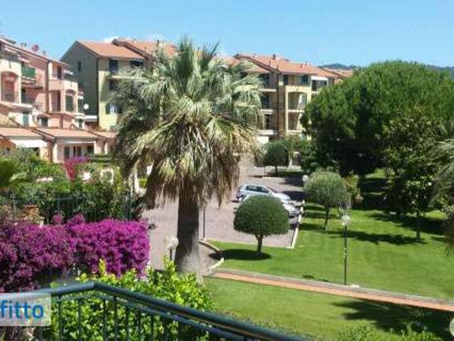 Appartamento arredato con terrazzo Centro