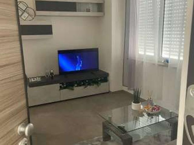 Appartamento arredato con terrazzo Centro