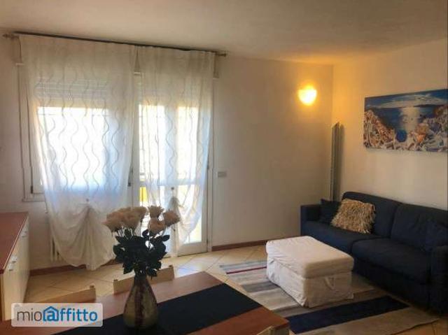 Appartamento arredato con terrazzo Centro