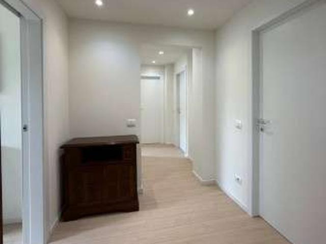 Appartamento arredato con terrazzo Centro