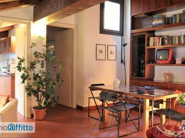 Appartamento arredato con terrazzo Centro