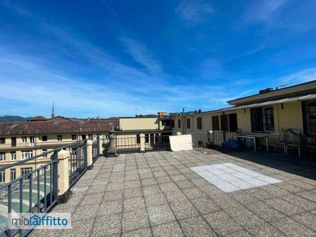 Appartamento arredato con terrazzo Centro