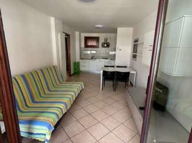 Appartamento arredato con terrazzo Centro