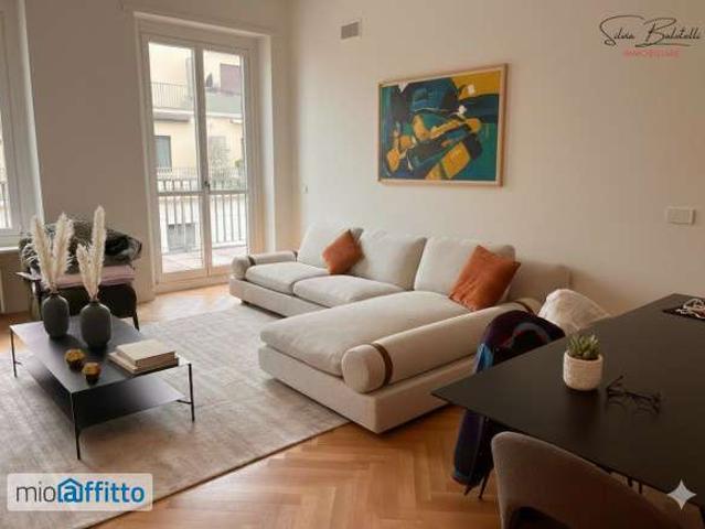 Appartamento arredato con terrazzo Centro
