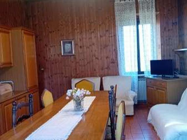 Appartamento arredato con terrazzo Centro