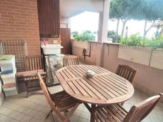Appartamento arredato con terrazzo Centro