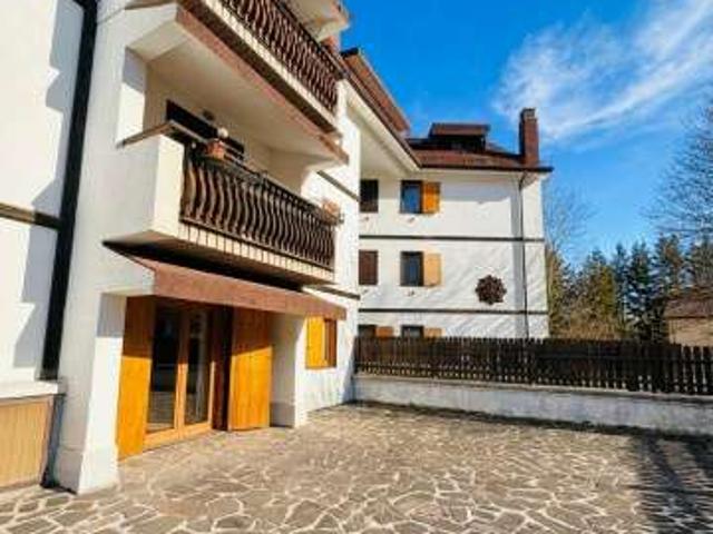 Appartamento arredato con terrazzo Centro