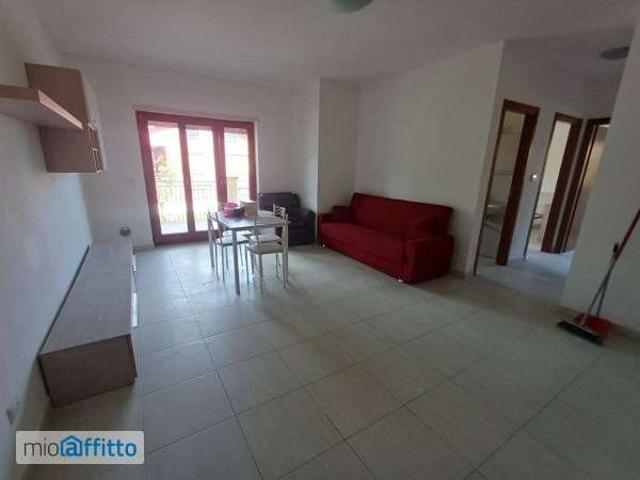 Appartamento arredato con terrazzo Centro