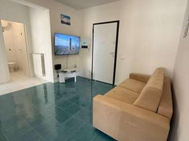 Appartamento arredato con terrazzo Centro