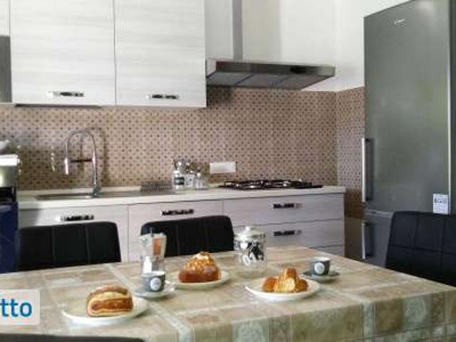 Appartamento arredato con terrazzo Centro