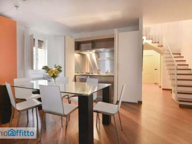 Appartamento arredato con terrazzo Centro