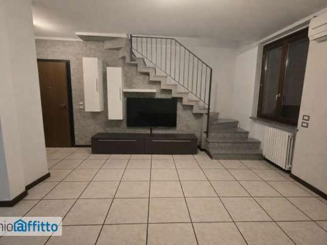 Appartamento arredato con terrazzo Centro