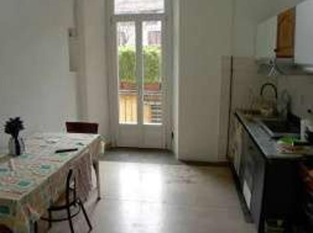 Appartamento arredato con terrazzo Centro