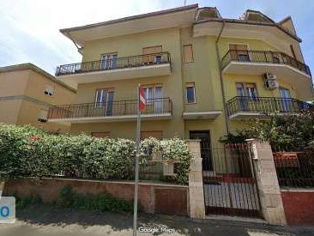 Appartamento arredato con terrazzo Centro