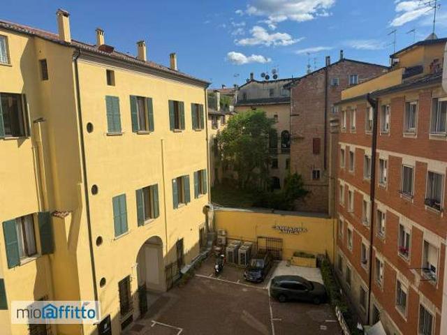 Appartamento arredato con terrazzo Centro