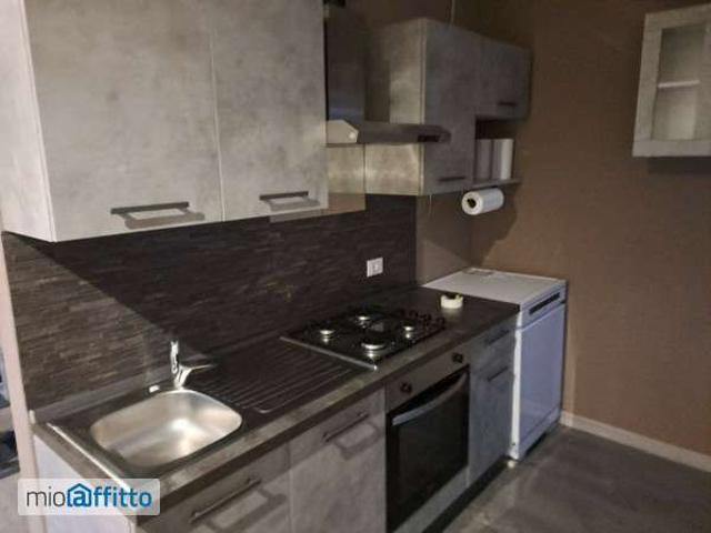 Appartamento arredato con terrazzo Centro