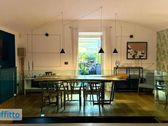 Appartamento arredato con terrazzo Centro