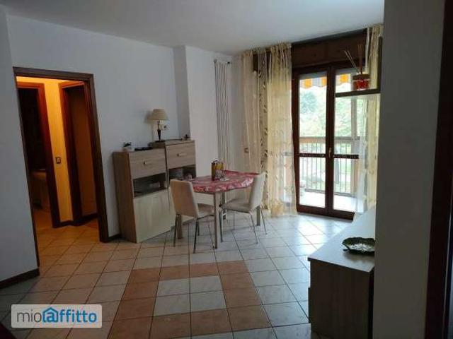 Appartamento arredato con terrazzo Centro