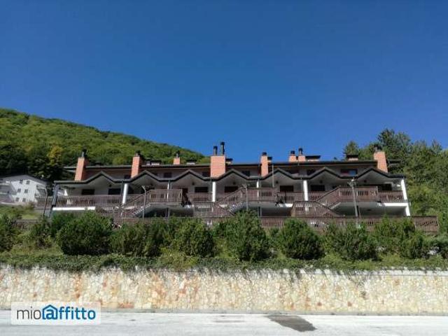 Appartamento arredato con terrazzo Centro