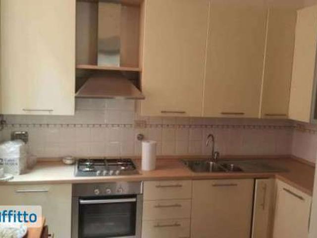 Appartamento arredato con terrazzo Centro
