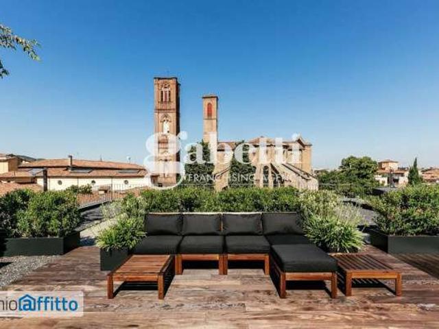 Appartamento arredato con terrazzo Centro