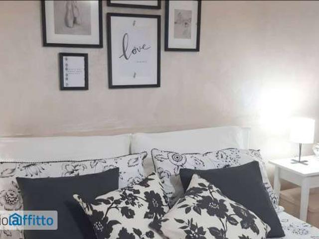Appartamento arredato con terrazzo Centro