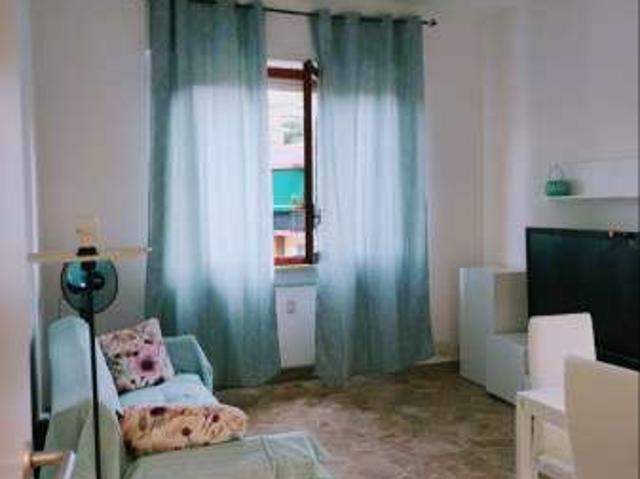 Appartamento arredato con terrazzo Centro