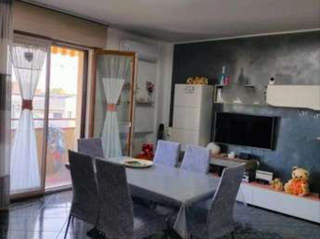 Appartamento arredato con terrazzo Centro