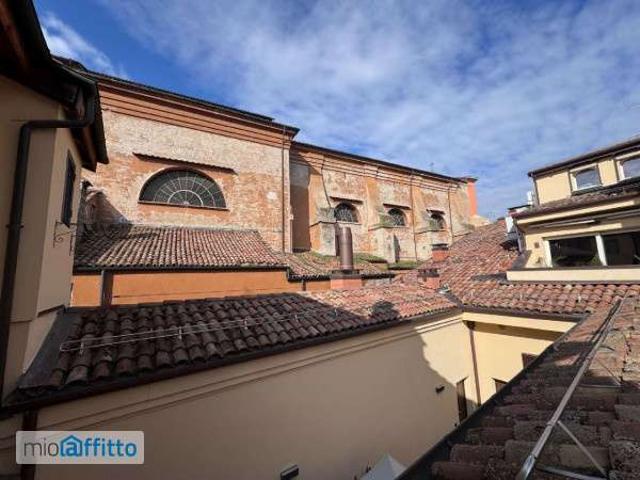 Appartamento arredato con terrazzo Centro