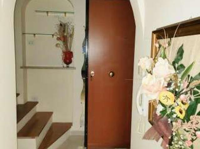 Appartamento arredato con terrazzo Centro
