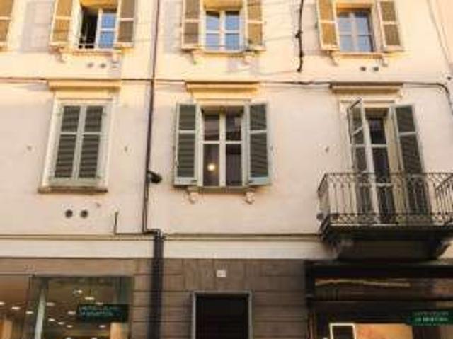 Appartamento arredato con terrazzo Centro centro storico
