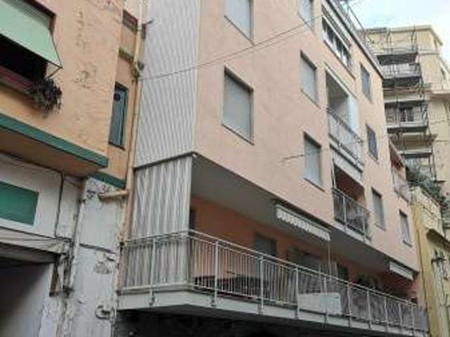 Appartamento arredato con terrazzo Centro porto vecchio