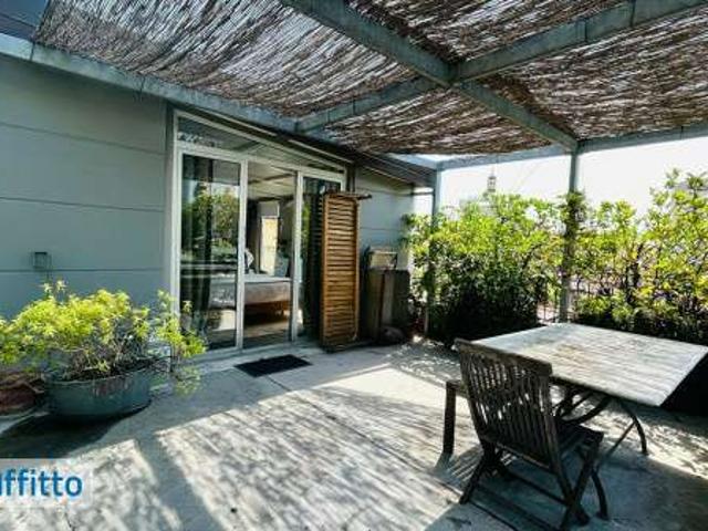 Appartamento arredato con terrazzo Centro storico, brera
