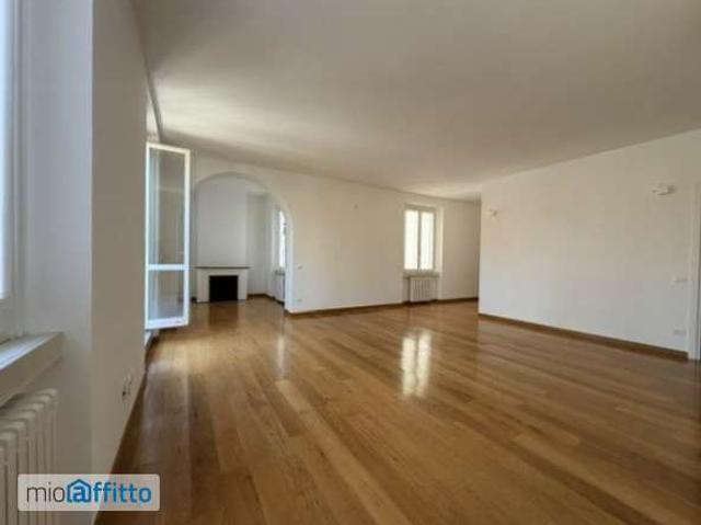 Appartamento arredato con terrazzo Centro storico, brera
