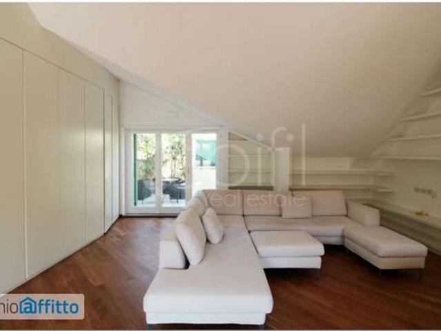 Appartamento arredato con terrazzo Centro storico, brera