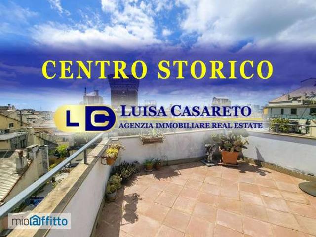 Appartamento arredato con terrazzo Centro storico de ferrari