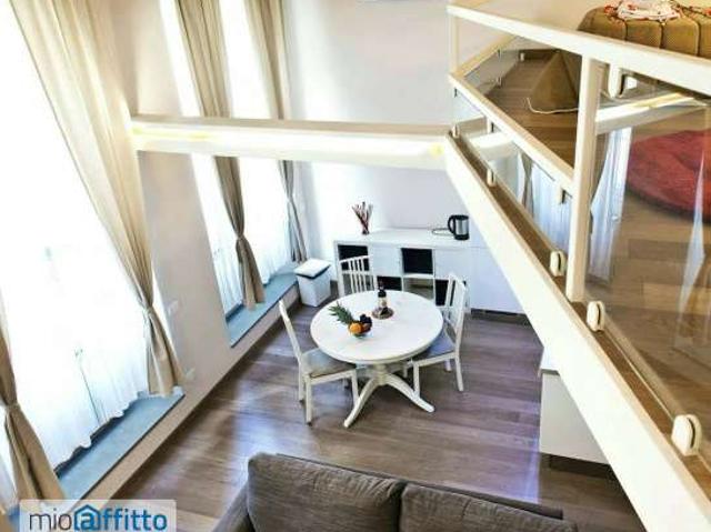 Appartamento arredato con terrazzo Centro storico