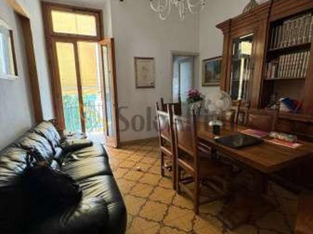 Appartamento arredato con terrazzo Centro storico