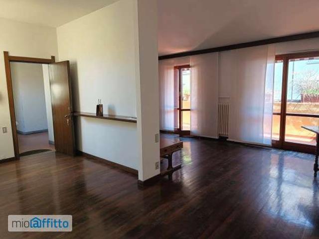 Appartamento arredato con terrazzo Centro storico