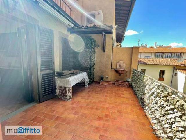 Appartamento arredato con terrazzo Centro storico