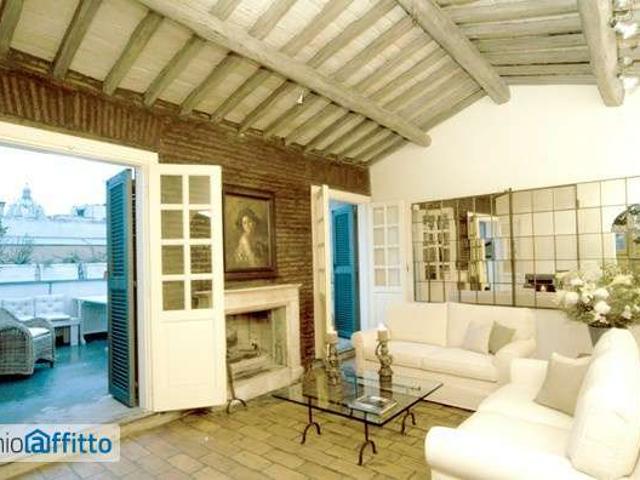 Appartamento arredato con terrazzo Centro storico