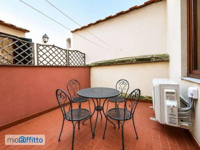 Appartamento arredato con terrazzo Centro storico